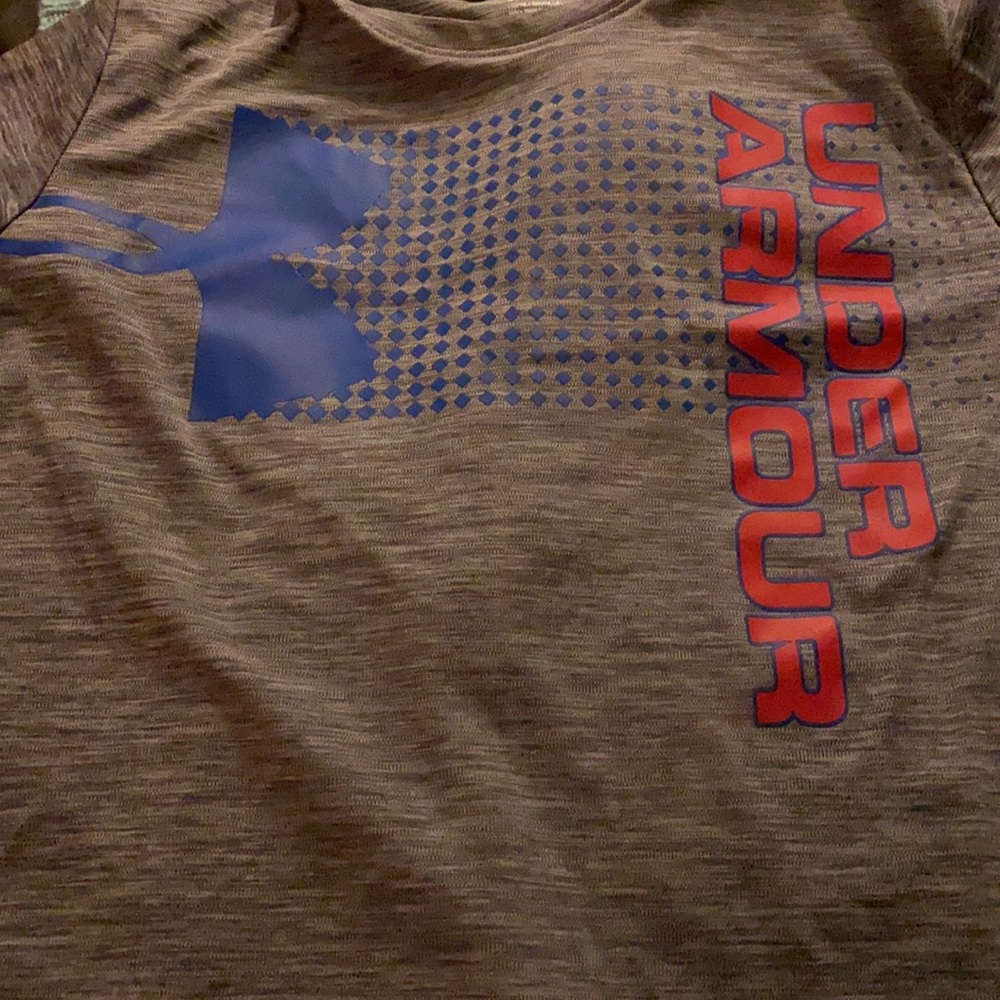 Shirt - Picture 2 of 4